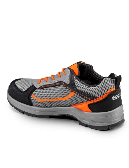 Safety footwear for low work