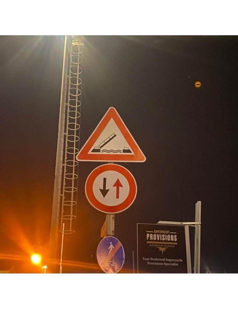 Triángulo de señalización de carretera Lateral del puente móvil 90 cm Clase 1