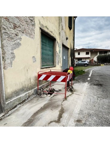 Barriera di recinzione per chiusini classe 1 2