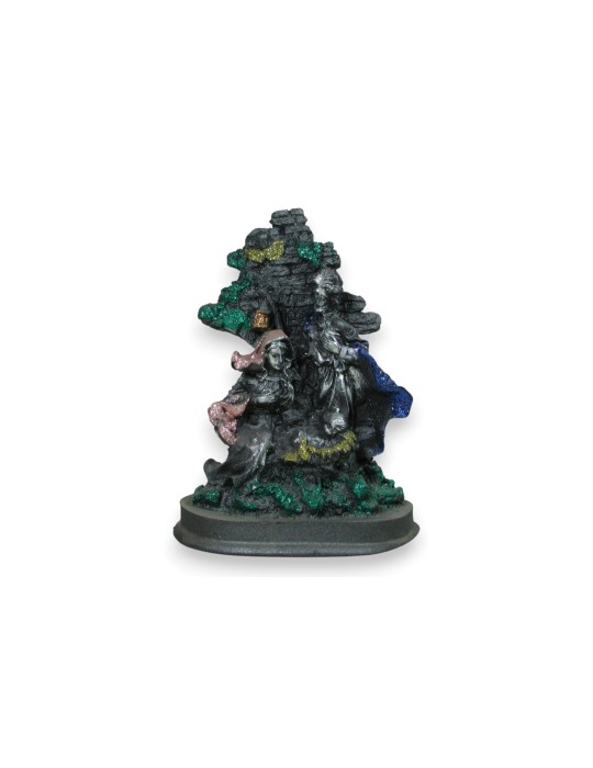 Presepe artistico I in pietra lavica con decorazioni colorate Presepe artistico I in pietra lavica con decorazioni colorate