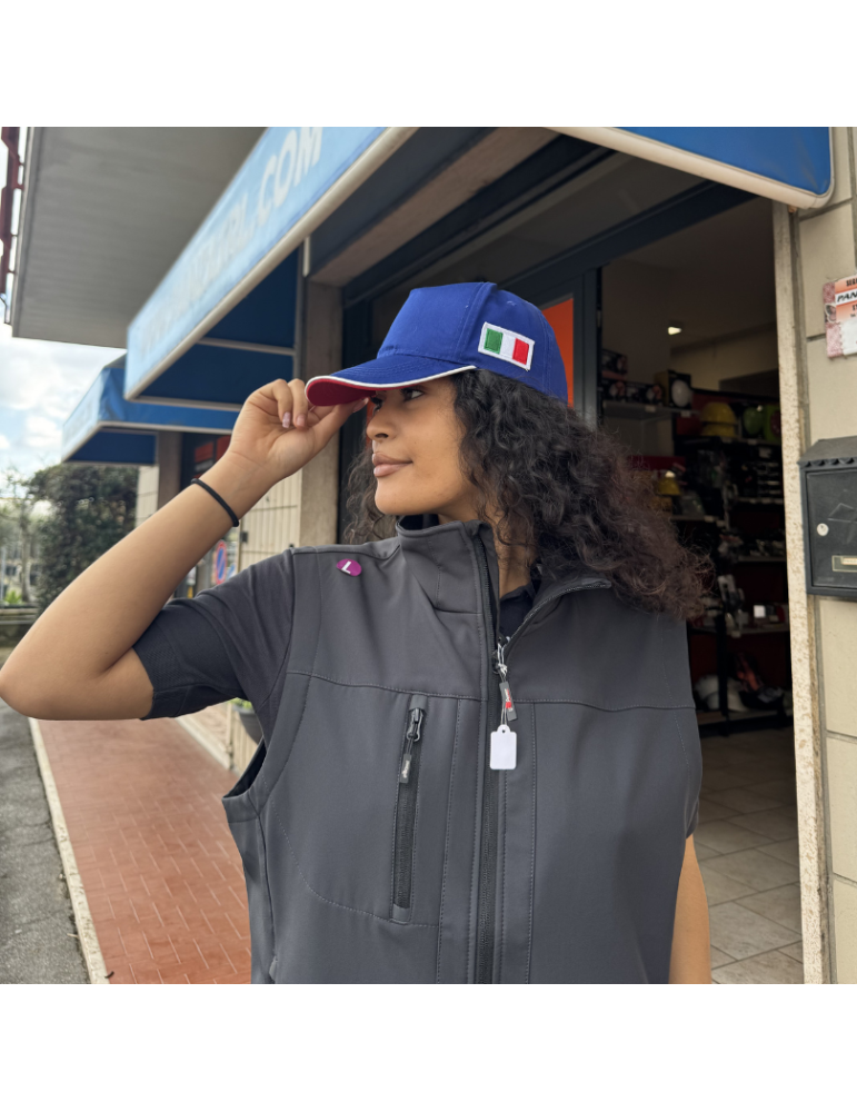 Cappello con tesa e bandierina a lato Logica blu