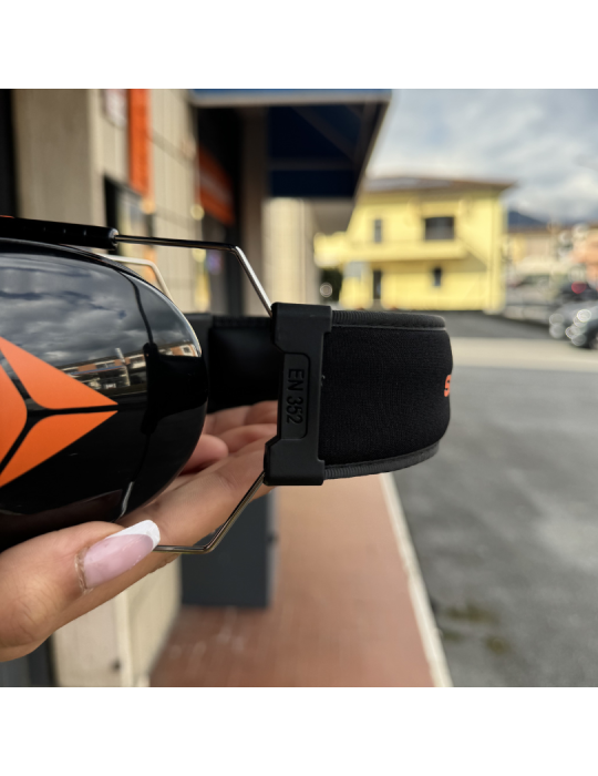 Cuffia antirumore Delta Plus con padiglioni imbottiti in schiuma sintetica e rivestimento PU MAGNYCOURS2