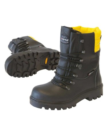 Patent leather ankle boot and steel toe cap