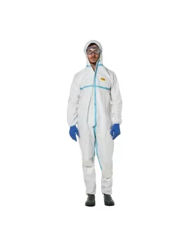 Laminated PE coverall 65gr. Heat-sealed