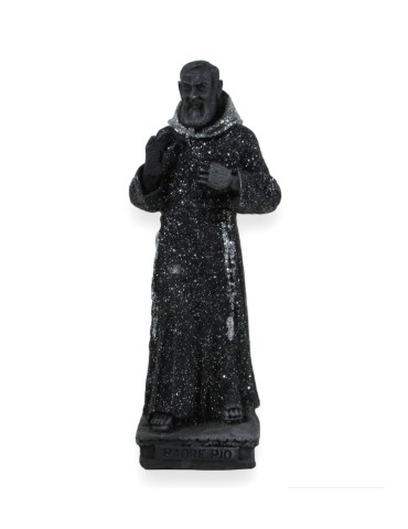 Statue en pierre de lave du Padre Pio avec des décorations colorées