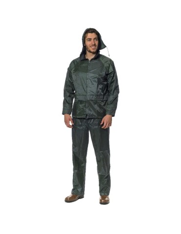 Veste et pantalon verts en combinaison de pluie