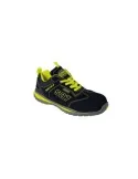 Scarpa bassa scamosciata nera S1P SRA